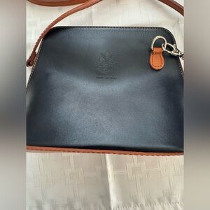 Vera Pelle Black and Brown Leather Crossbody Bag
